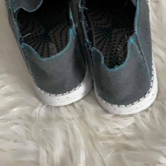 Deer Stags Navy Slip-On Loafers - Picture 4 of 7